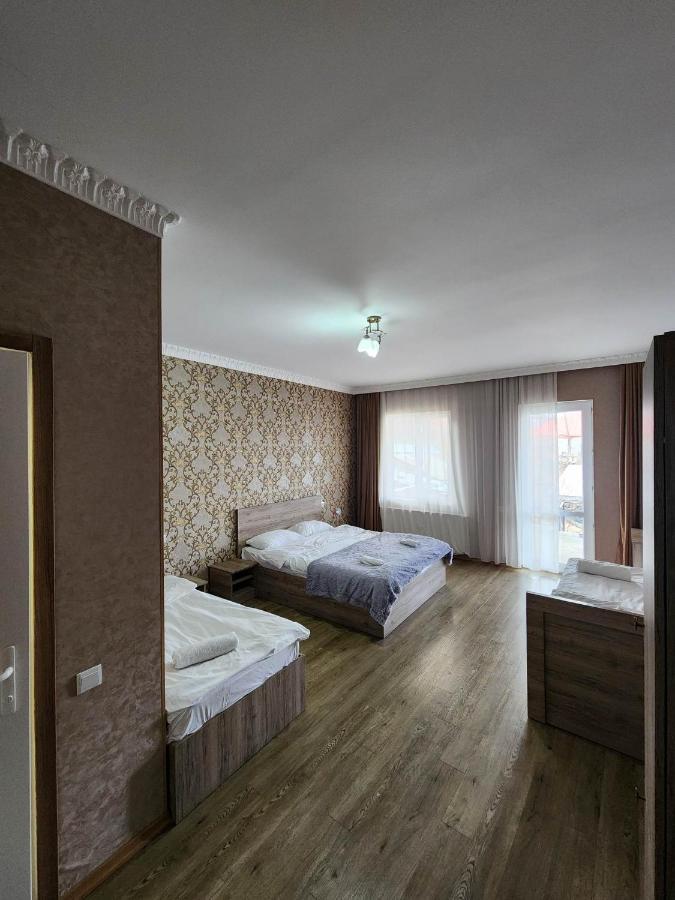 Moon Night Hotell Kazbegi Eksteriør bilde