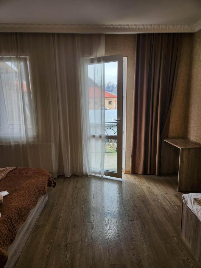 Moon Night Hotell Kazbegi Eksteriør bilde